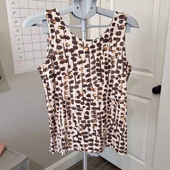 Chico's Travelers Tan and Black Patterned Tank Top NWT - Picture 4 of 8